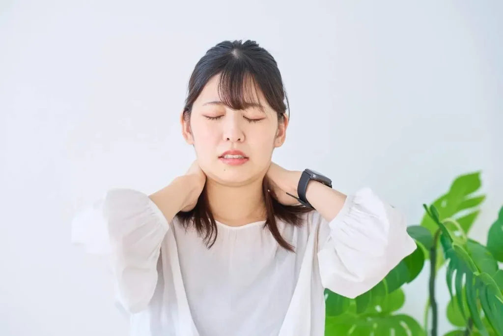 Comment calmer une névralgie cervico-brachiale ?